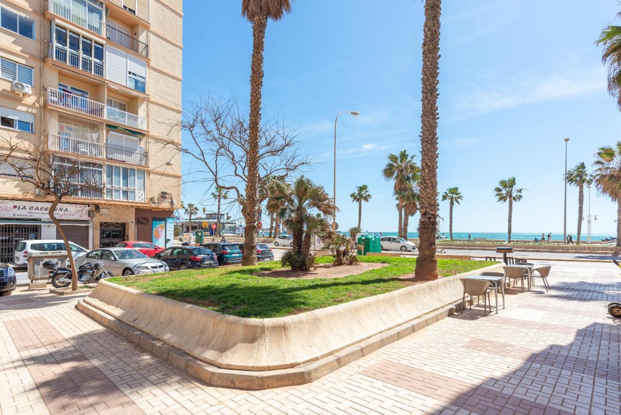 Apartamento Sunny Harbor House Málaga Exterior foto